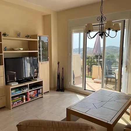 Apartment Lejlighed Med Fantastisk Udsigt Og Taet Pa Sport